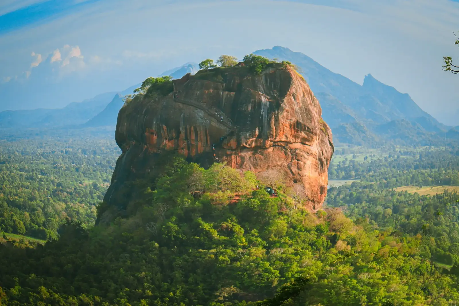 Sigiriya vu depuis le rocher de Pidurangala